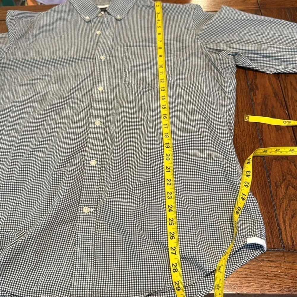 Banana Republic Blue and white Check Casual Button Down Shirt. L